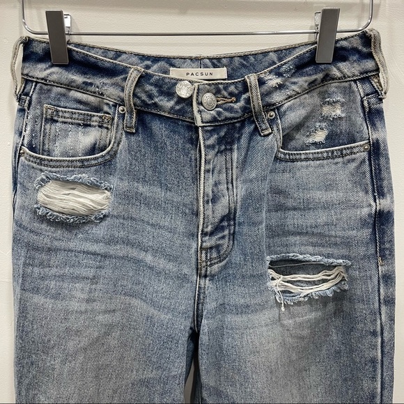 Pacsun Light Wash Distressed Mom Jeans Cotton - Picture 3 of 10
